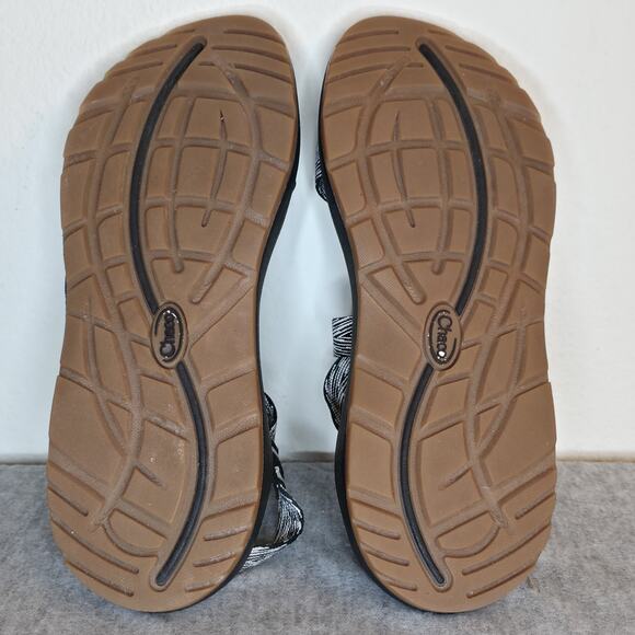 Chaco Women's Z2 Classic Sandal Trap Black White JCH108064 US Size 9 / EUR 40 - Picture 6 of 10